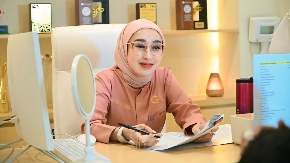 Disarankan Damai dengan Nikita Mirzani oleh Pihak Mediator, Reza Gladys Tegas Menolak