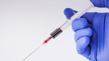 Takut Jarum Suntik? Peneliti Jepang Kembangkan Vaksin COVID-19 Versi Semprotan Hidung