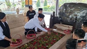 Kaesang Ziarah ke Makam Bung Karno