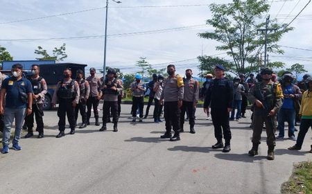 Polisi Mimika Bubarkan Pendemo Tolak Otsus dan Tuntut Referendum