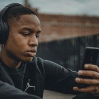 Penelitian Terbaru Ungkap Keberadaan Zat Kimia Berbahaya pada Headphone