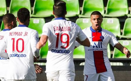 PSG Rebut Puncak Usai Pecundangi Metz