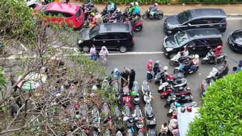 ar, un parking sauvage décide officiellement