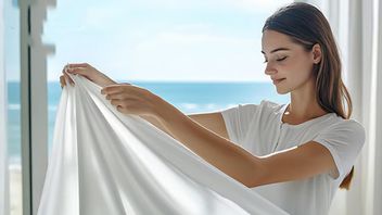 6 Tips Mencuci Pakaian dan Peralatan Rumah Tangga Berbahan Kain Linen