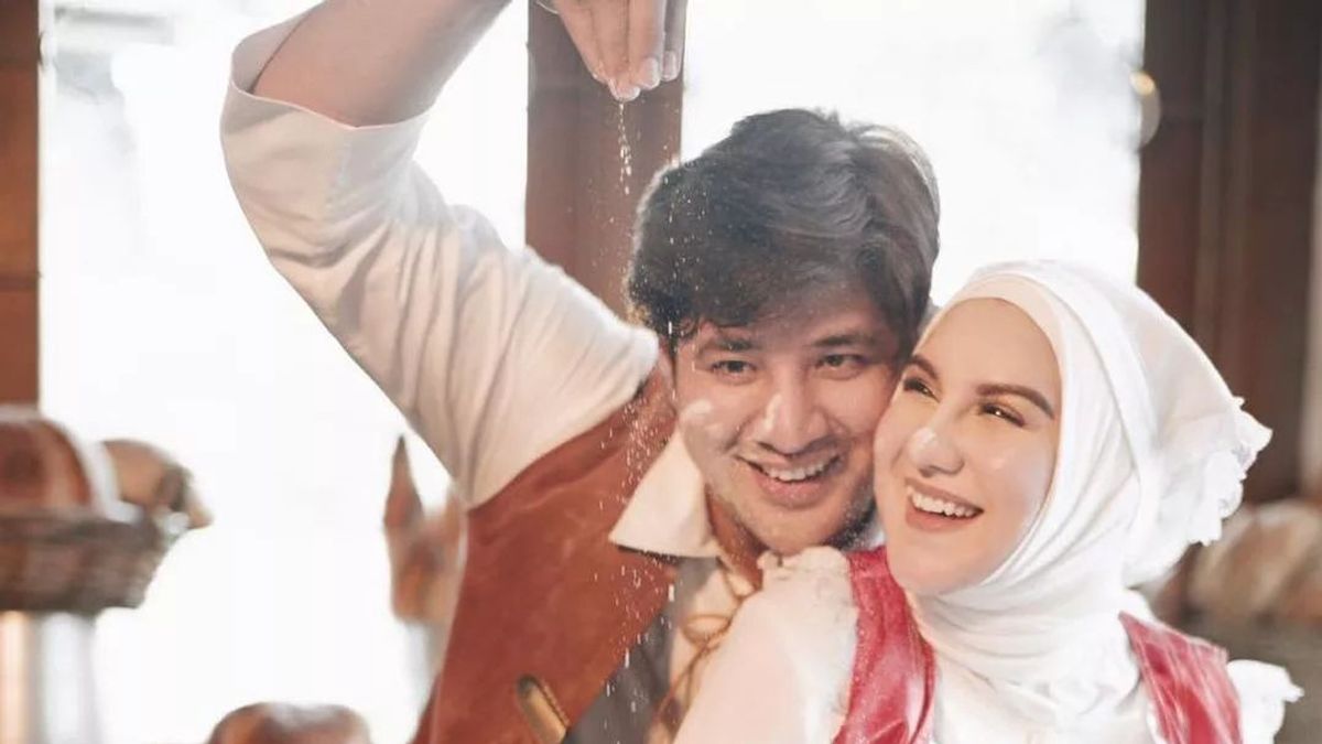 Ammar Zoni Tindak Tegas Oknum yang Tuding Tak Bisa Bayar Nafkah untuk Irish Bella