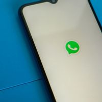 WhatsApp Akan Pindahkan Tampilan Status ke Tab Obrolan Utama