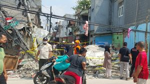 Lokasi Bangunan Ambruk Masih Dipasang Garis Polisi, Kapolres : Puslabfor Akan Diterjunkan
