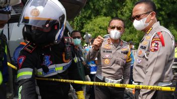 جاكرتا - قام فيلق الشرطة الوطنية بتقييم تطبيق التدفق المعاكس بعد حادث طريق سيكامبيك تول غران ماكس الموت