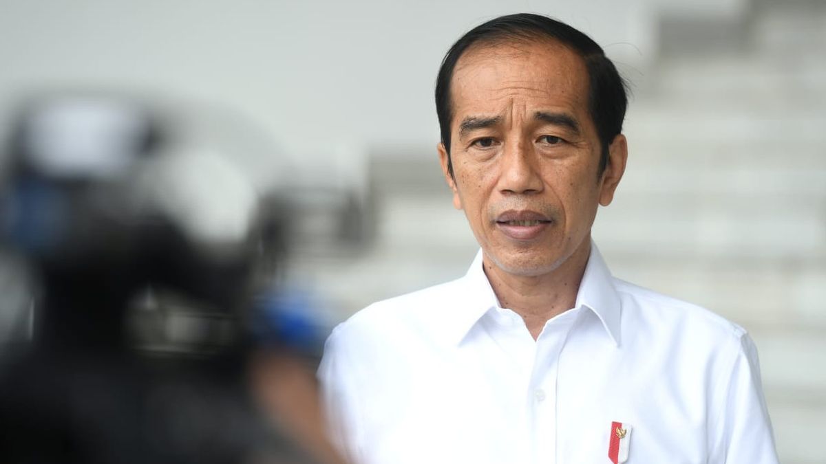 Teken PP THR PNS, TNI Et Polri, Jokowi: Encourager L’augmentation De La Consommation Et Du Pouvoir D’achat