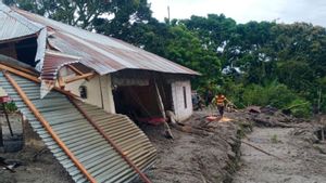 Terjunkan Tim dan Alat Berat, BPBD Masih Cari Warga Hilang Imbas Banjir Bandang Samosir 