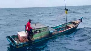 Nelayan Hilang di Perairan Natuna Kepri Ditemukan Selamat Terombang Ambing di Atas Kapal