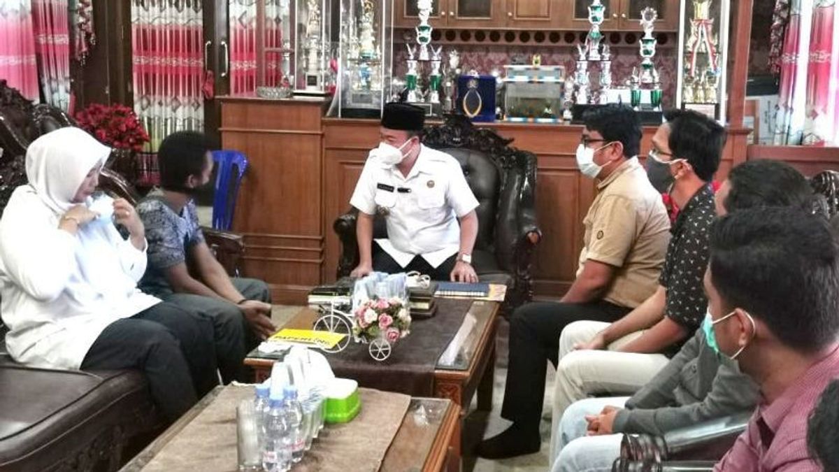 Bupati Seruyan Kalteng Turun Tangan Saat Pekerja di PHK Tanpa Pasangon Oleh Perusahaan Sawit, Masalah Selesai