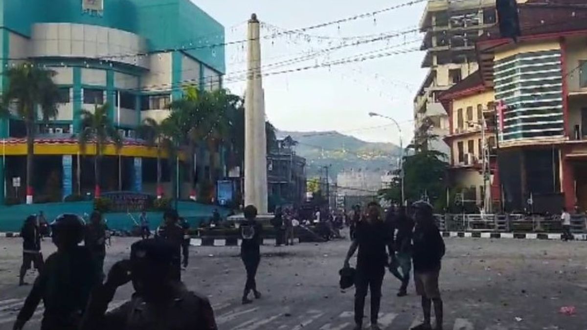 安汶在居民间冲突后恢复有利