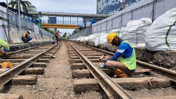 Ancient Tram Rails Found In Jakarta Is The Oldest MRT Project By The Dutch