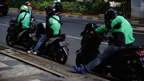 Dishub DKI Minta Aplikator Transportasi </i>Online</i> Terapkan <i>Geofencing</i> Agar Ojol Tak Berkerumun