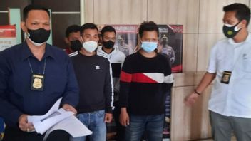 5 名 PPKM 工作队成员蓬格利演员在帕伦邦 - 兰蓬收费公路被捕
