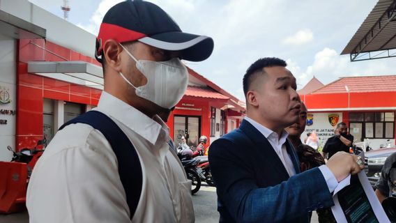 Singgung Penyakit, Tersangka KDRT Ferry Irawan Memohon Agar Tak Ditahan Polisi