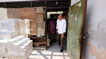 卡埃里市市长：泗水的“丹丹奥马”计划改善了公民经济