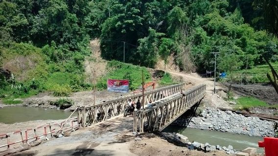 TNI Completes 9 Aramco-Bailey Bridges in the Agam Disaster Location