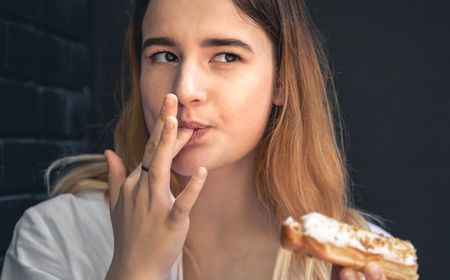 Meski Sudah Kenyang, Kenapa Ingin Makan Makanan Manis? Ini Alasannya