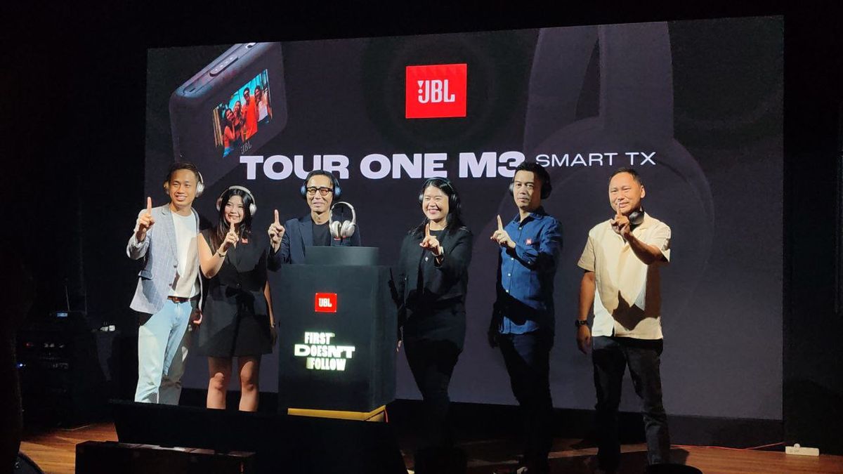 JBL Tour One M3 Smart Task officiel sorti en Indonésie, un prix à partir de 7 millions de roupies