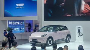 Geely Rilis Harga EX2 di GJAW 2025, Cuma Rp200 Jutaan