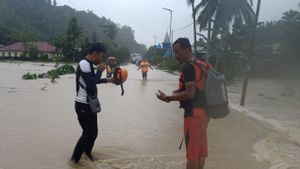 Terobos Hujan Deras ke Kampus, Seorang Mahasiswi Meninggal Terseret Banjir di Nias Selatan