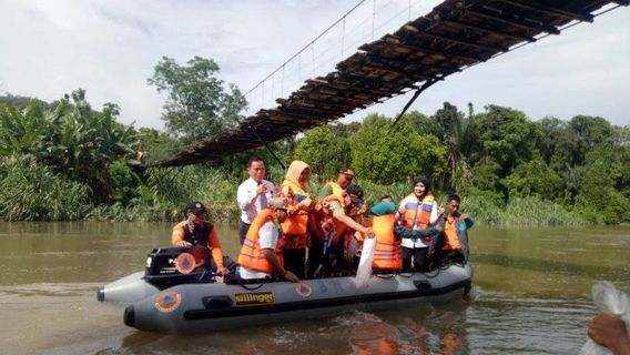 Diskannak OKU Sumsel Tebar 600 Ribu Benih Ikan di Sungai Ogan