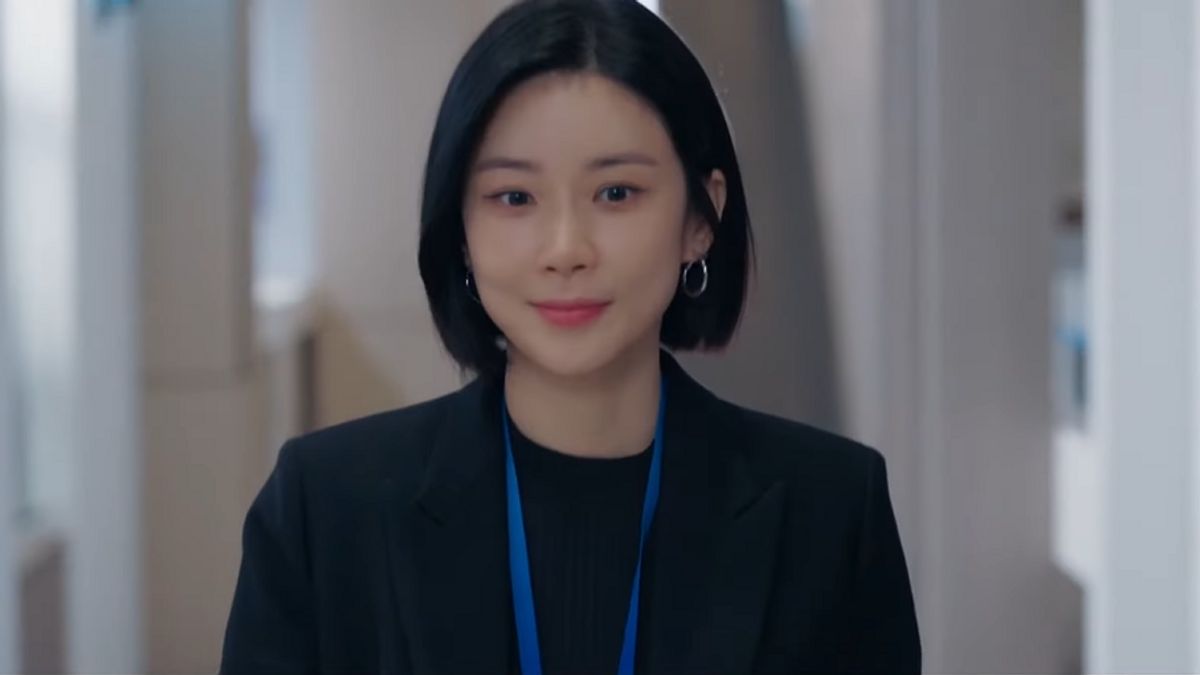 Lee Bo Young Competes In The Advertising Industry Through Drama Agency