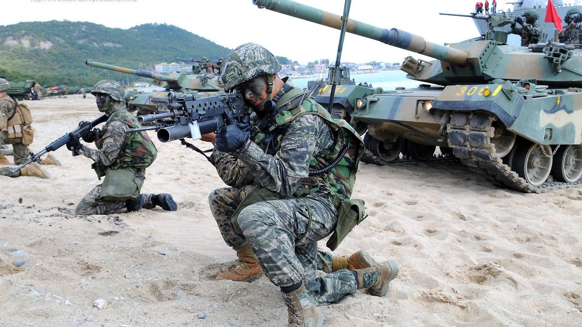 South Korea's New Military Handbook Designates North Korea As 'Enemies'