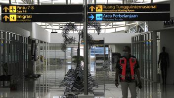 إثارة جبل مارابي ، إغلاق وزارة النقل في مطار مينانغكاباو الدولي المؤقت