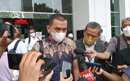 Munarman Dituntut 8 Tahun Penjara, Pengacara: Pihak Jaksa Kurang Serius