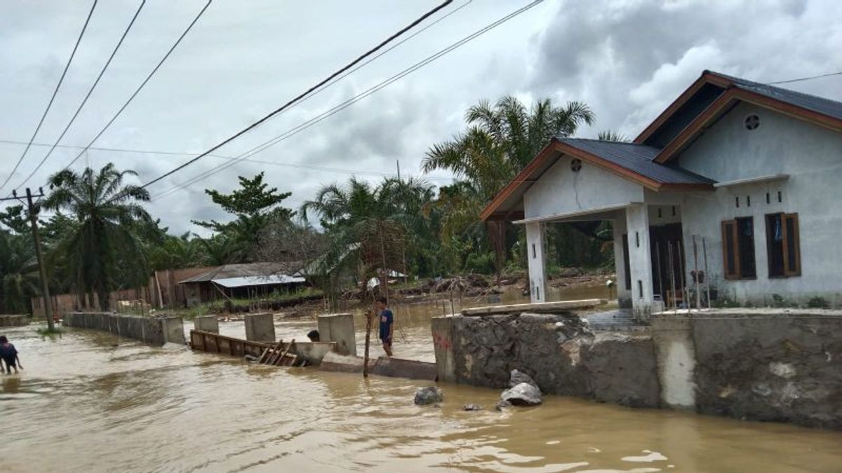 Jebol Embankment, Settlement In Aceh Tamiang Soaks River Overflow