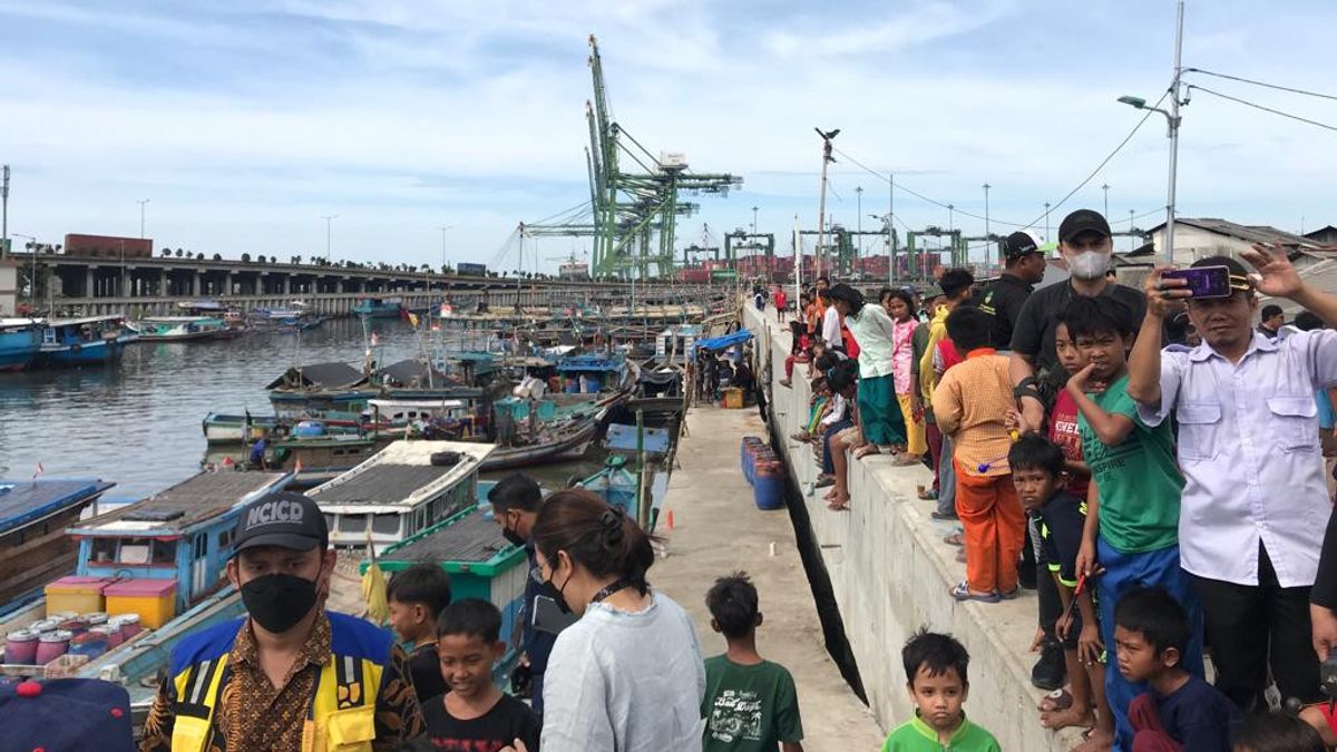 Pembangunan Tanggul Pantai di Kalibaru Selesai, Pj Gubernur Heru Sebut Masih Perlu Sedikit Perbaikan