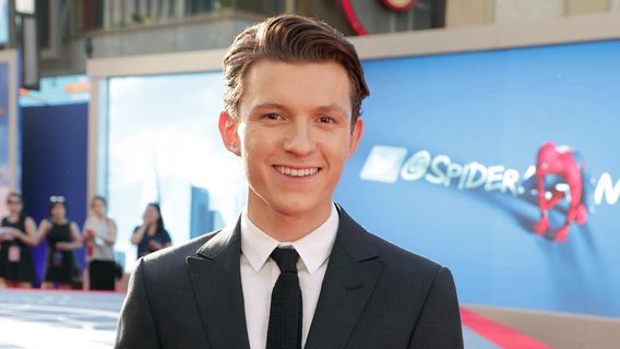 Dapat Peran Spider-Man, Tom Holland Bikin Laptopnya Rusak