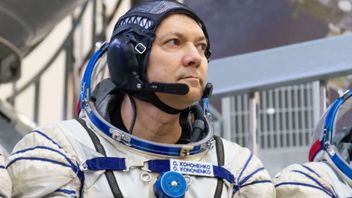 حطم رائد الفضاء الروسي الرقم القياسي بمدة طيران مدتها 878 يوما