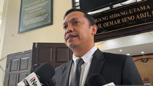 KPK Serahkan 153 Bukti Surat, Kubu Hasto: 80 Persen Copy, Cacat dari Formil