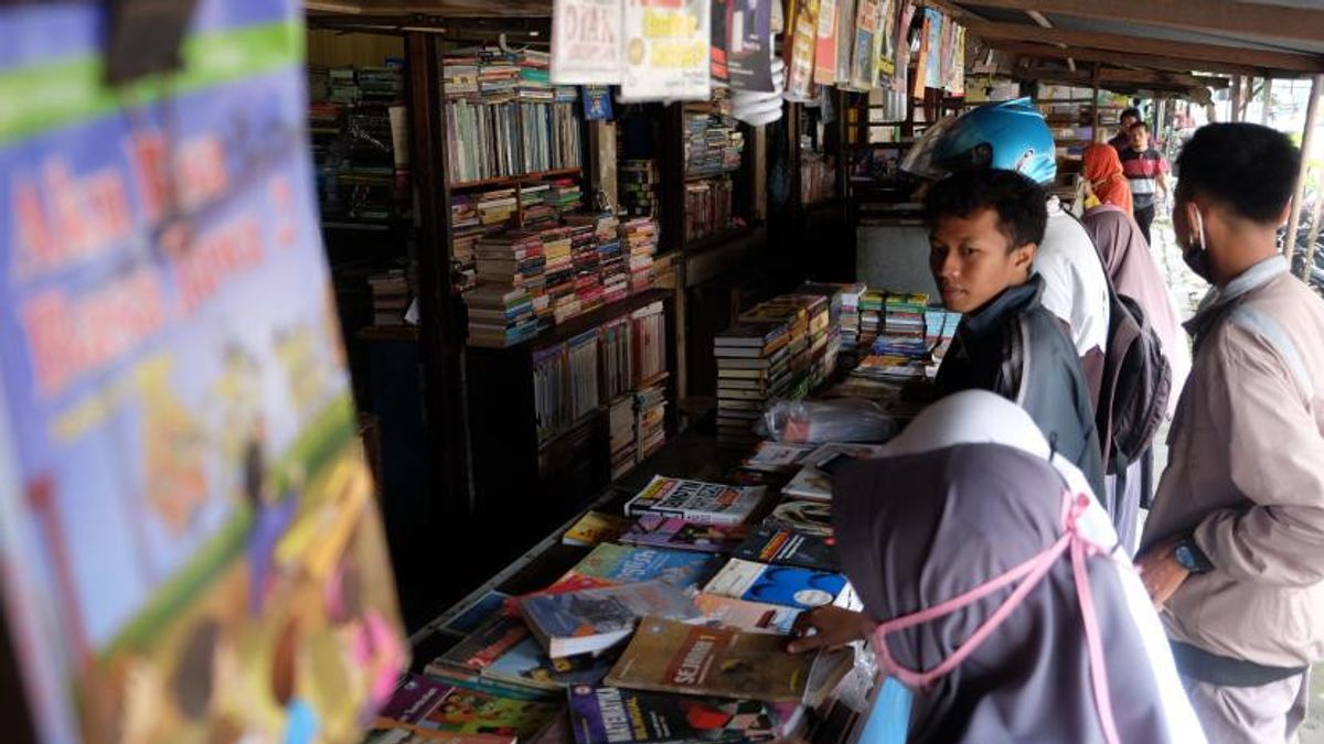 パランカラヤで「識字の母」を発足させた図書館は、地方自治体がミレニアル世代の識字率を高めるよう奨励し続けています。