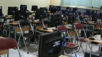 Polisi Masih Tangani Kasus Kepala Sekolah di Gresik Pukuli Belasan Siswi karena Jajan di Luar Sekolah