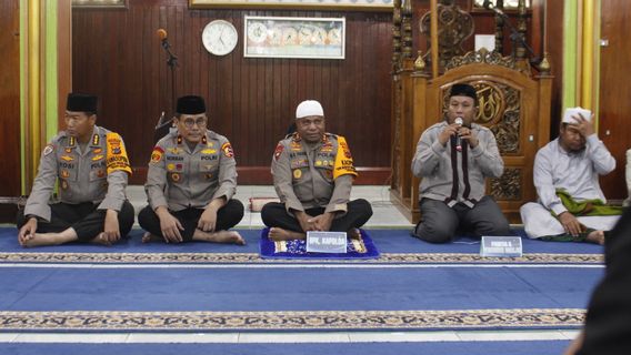 Safari Ramadan Papuan Police Chief And Head Of BNNP Papua, Strengthen Tolerance And Safety During The Holy Month