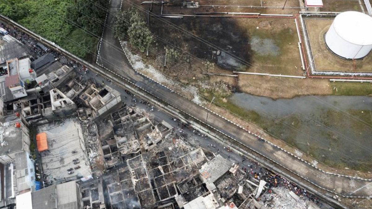 プルタミナプランパンデポ火災の影響を受けた住民の最新の対応