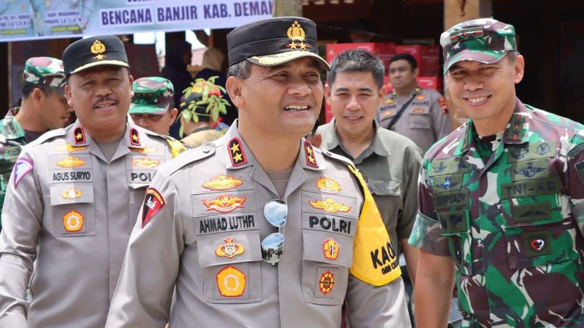 Forward To The Gubernatorial Election, Inspector General Ahmad Luthfi Handed Over The Position Of Central Java Police Today