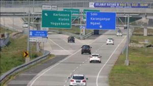 Komisi V DPR Minta BPJT Rampungkan Perbaikan Jalan Tol Berlubang Sebelum Mudik Lebaran