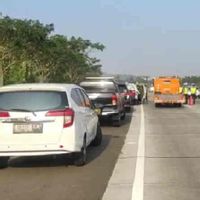 Kecelakaan Maut di Tol Cipali Bermula dari Elf ‘Lompat’ ke Jalur Seberang