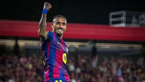 Lopez, Raphinha dan Lewandowski Cetak Brace, Barcelona Hajar Valencia Enam Gol