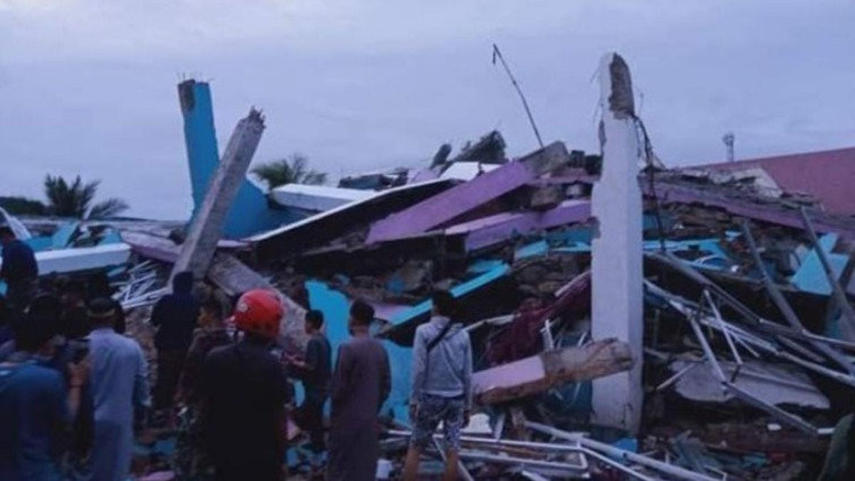 Majene Tremblement De Terre Mise à Jour: Huit Personnes Sont Mortes