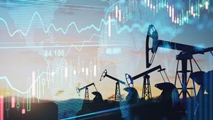 Selat Hormuz Masih Ditutup, Harga Minyak Bertahan di Atas 105 Dolar AS