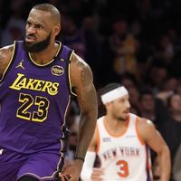 LeBron James Sempat Mengira Trade Luka Doncic-Anthony Davis Hoax