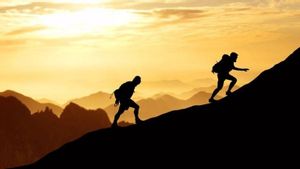 Usai Cuaca Ekstrem, Pendakian Gunung Rinjani Dibuka Kembali Mulai 28 Maret 2026