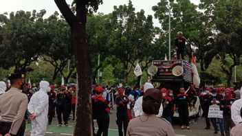 Sudah Lebih Tinggi dari Daerah Lain, Buruh Ibu Kota Demo Minta Kenaikan UMP DKI Jakarta Mencapai Rp5,3 Juta
